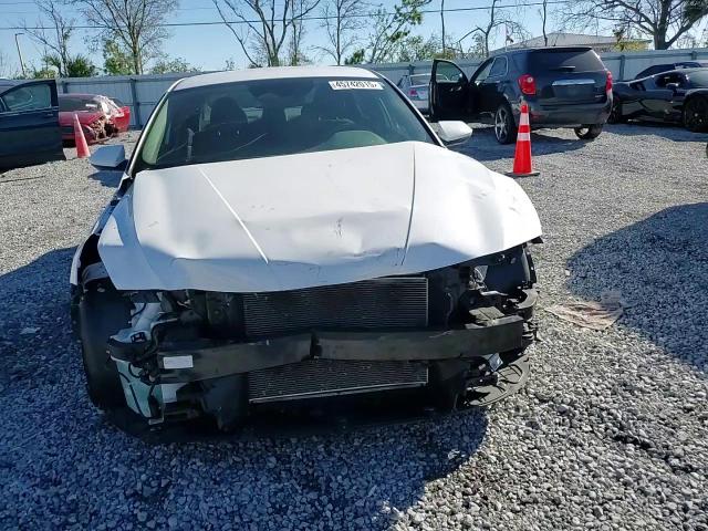 2021 Hyundai Elantra - Image 10