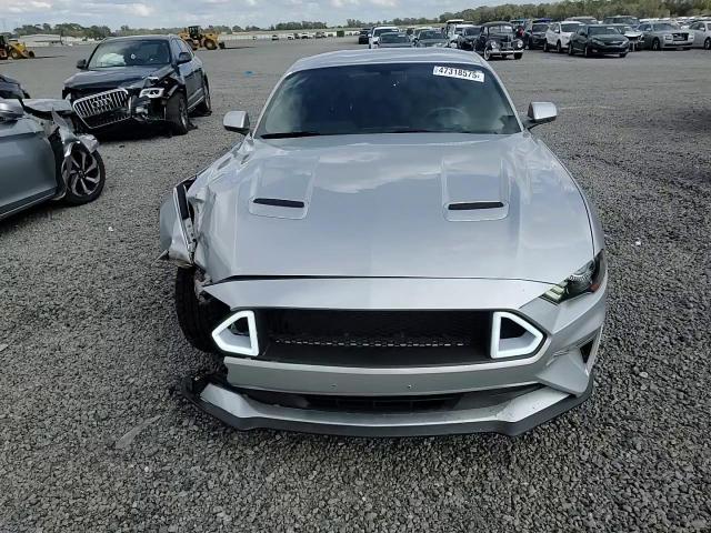 2018 Ford Mustang - Image 11