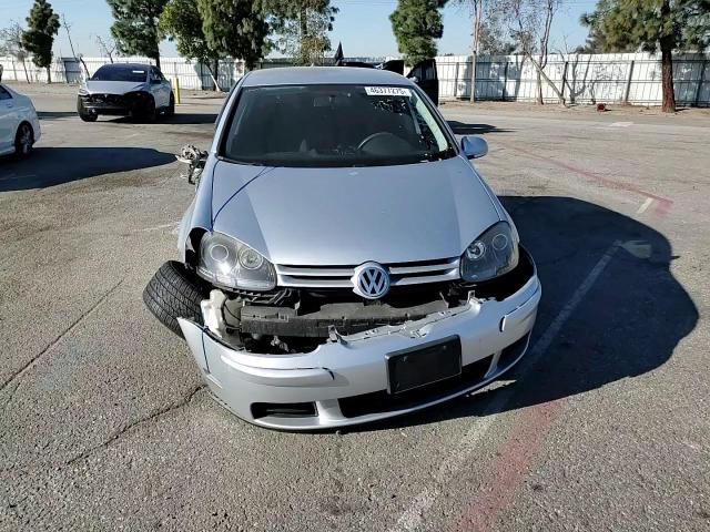 2006 Volkswagen Golf - Image 11