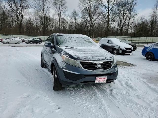 2011 Kia Sportage - Image 11