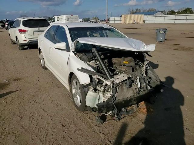 2012 Toyota Camry - Image 11