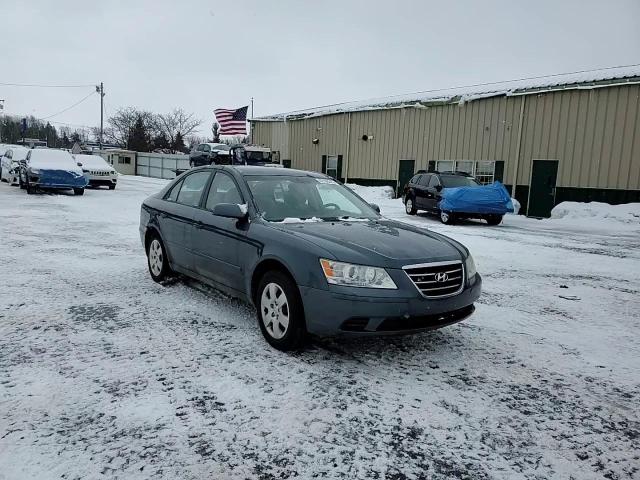 2009 Hyundai Sonata - Image 11