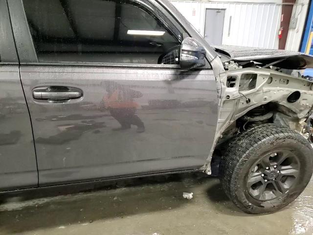 2020 Toyota 4Runner - Image 11