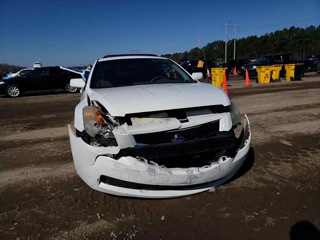 2009 Nissan Altima - Image 10