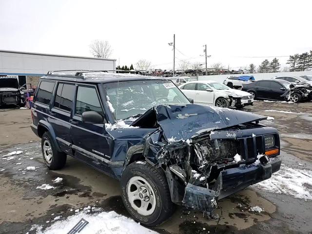 2001 Jeep Grand Cherokee - Image 11