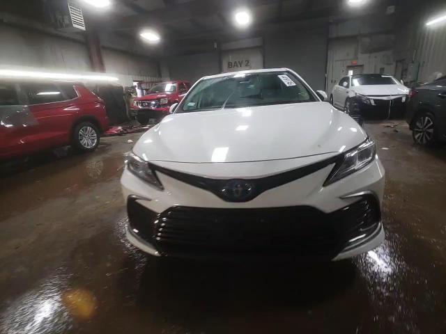 2024 Toyota Camry - Image 13