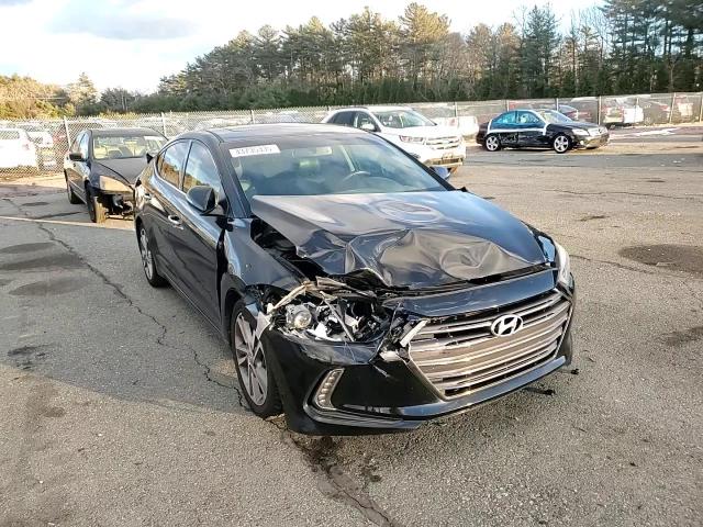 2017 Hyundai Elantra - Image 11