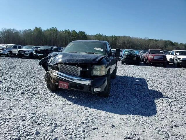 2007 Chevrolet Silverado - Image 10