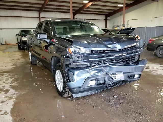 2021 Chevrolet Silverado - Image 13