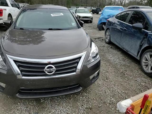 2015 Nissan Altima - Image 11