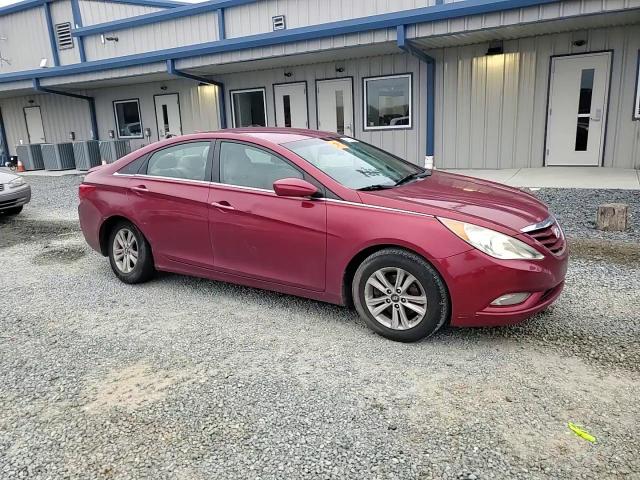 2013 Hyundai Sonata - Image 10