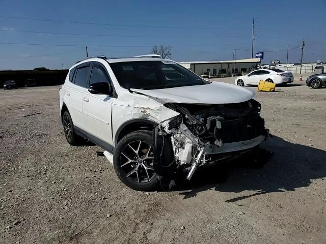 2017 Toyota RAV 4 - Image 11