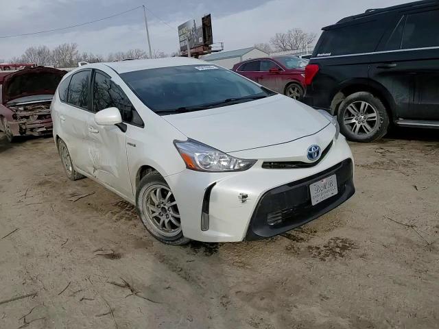 2016 Toyota Prius - Image 10