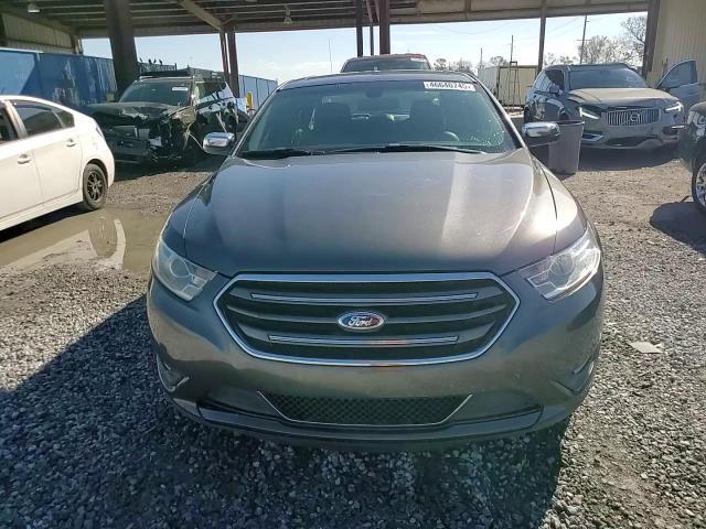 2015 Ford Taurus - Image 13