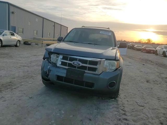 2012 Ford Escape - Image 12
