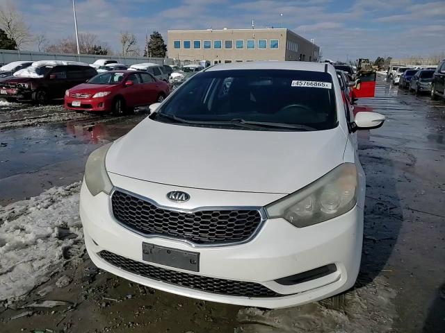 2014 Kia Forte - Image 13
