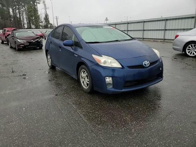 2011 Toyota Prius - Image 11