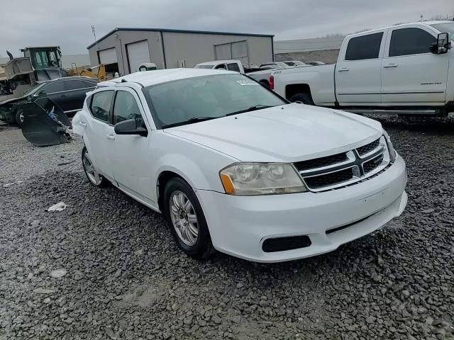 2013 Dodge Avenger - Image 13