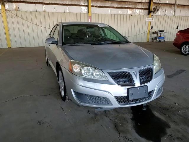 2010 Pontiac G6 - Image 10