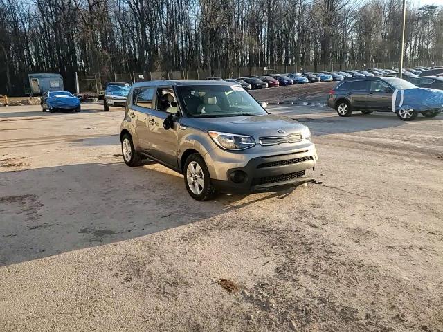 2017 Kia Soul - Image 13