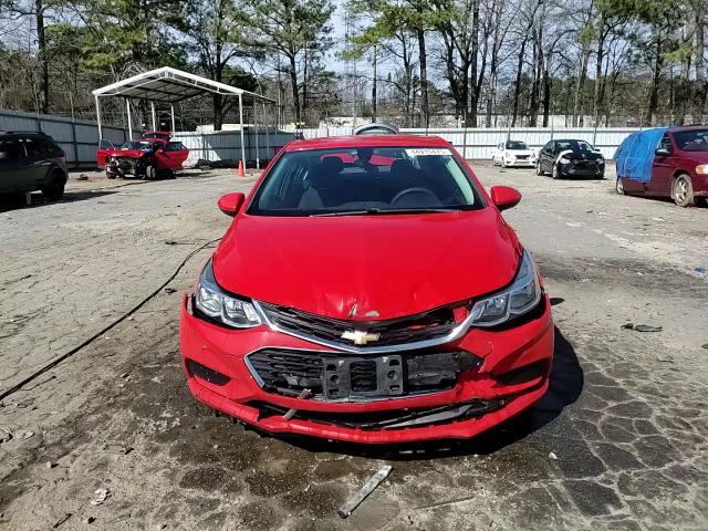 2017 Chevrolet Cruze - Image 13