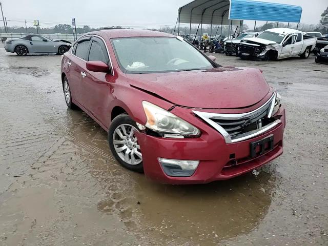 2015 Nissan Altima - Image 11
