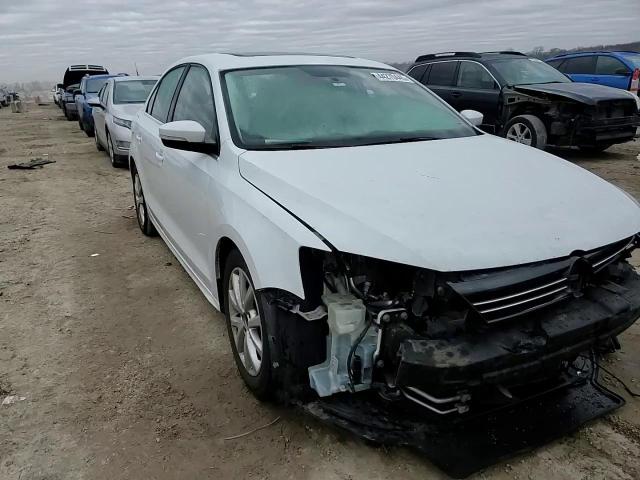 2014 Volkswagen Jetta - Image 11