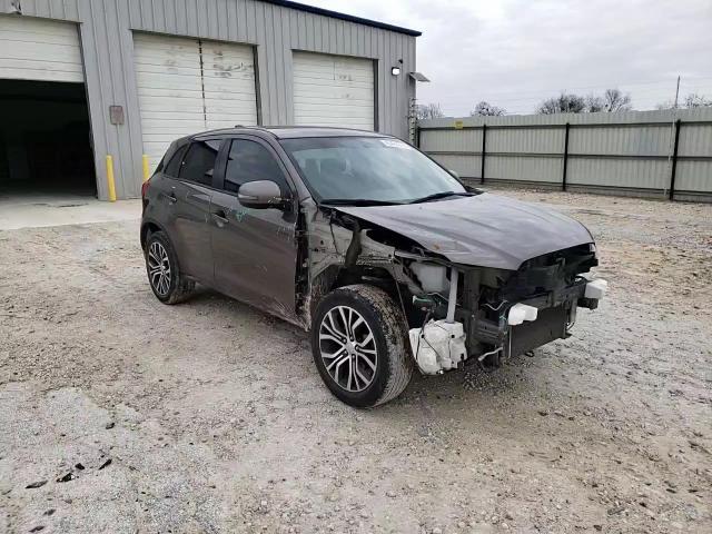 2019 Mitsubishi Outlander - Image 12