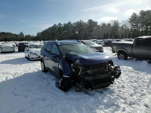 2017 Nissan Rogue - Image 12