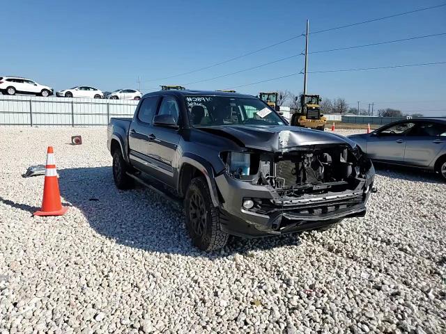 2020 Toyota Tacoma - Image 10