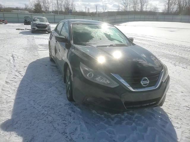 2017 Nissan Altima - Image 11