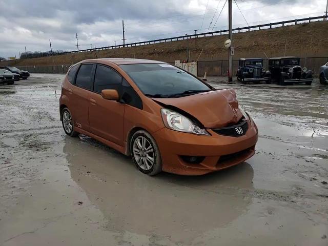2010 Honda Fit - Image 11