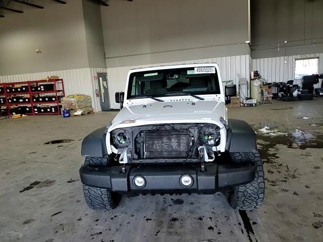 2017 Jeep Wrangler - Image 11