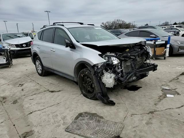 2015 Toyota RAV 4 - Image 12
