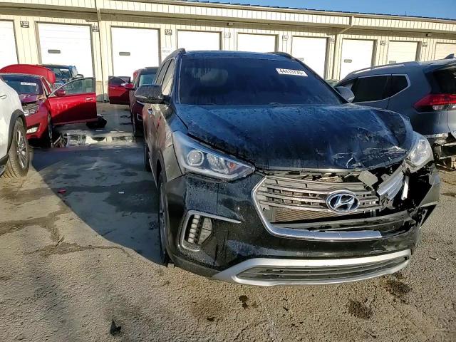 2018 Hyundai Santa Fe - Image 11