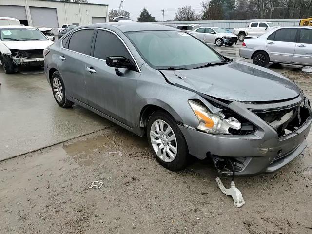 2015 Nissan Altima - Image 11