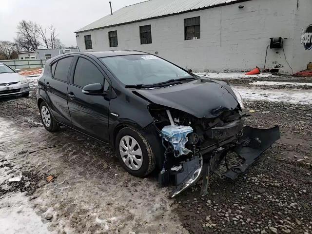 2014 Toyota Prius - Image 15