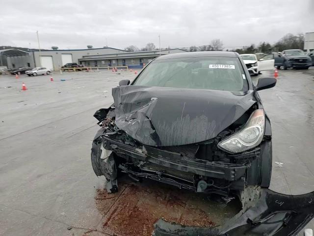 2012 Hyundai Elantra - Image 11