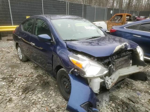 2018 Nissan Versa - Image 10