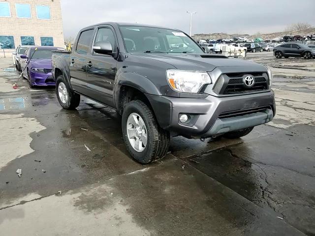 2015 Toyota Tacoma - Image 14