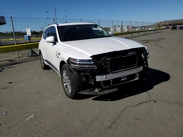 2021 Genesis GV80 - Image 12