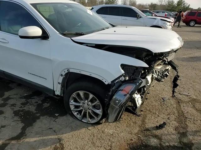 2019 Jeep Grand Cherokee - Image 11