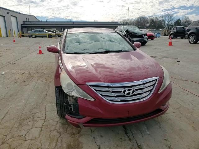 2013 Hyundai Sonata - Image 14