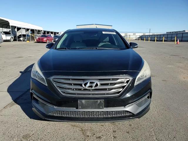2017 Hyundai Sonata - Image 11
