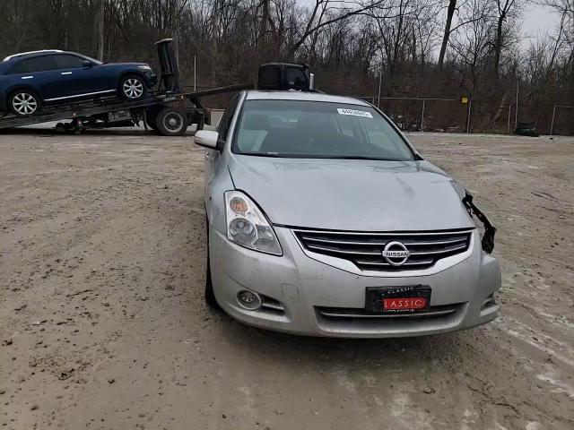 2012 Nissan Altima - Image 11