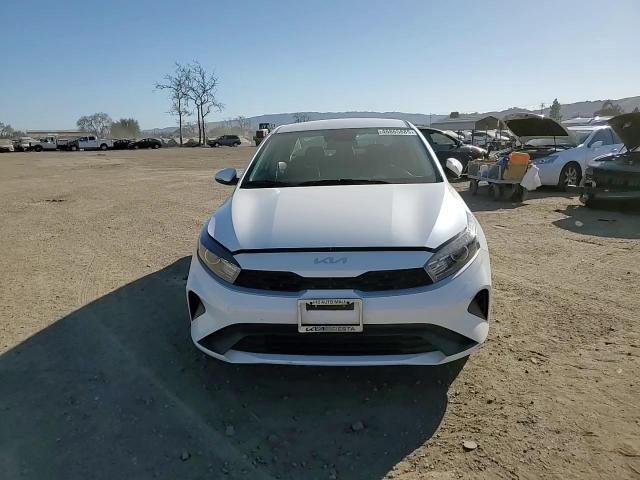 2024 Kia Forte - Image 11