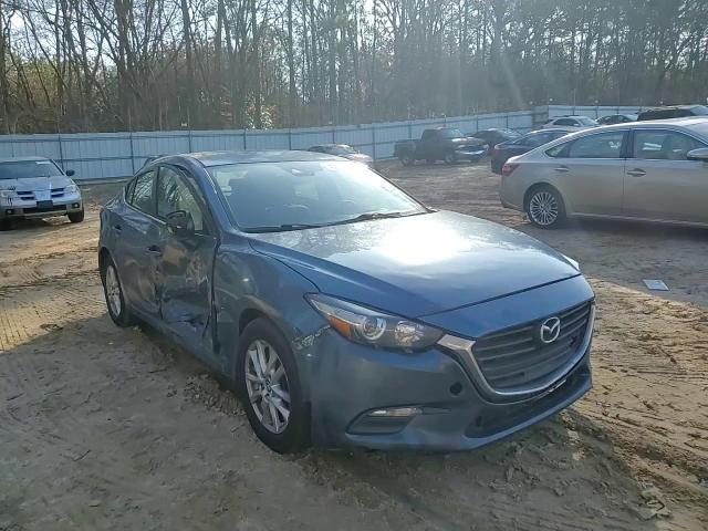 2018 Mazda 3 - Image 10