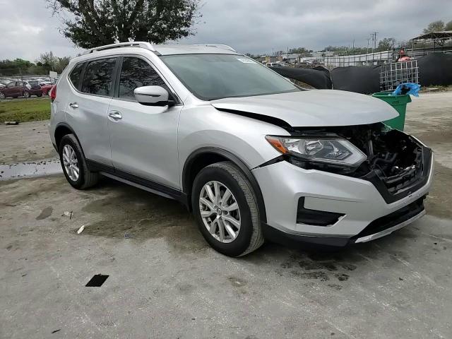 2017 Nissan Rogue - Image 11