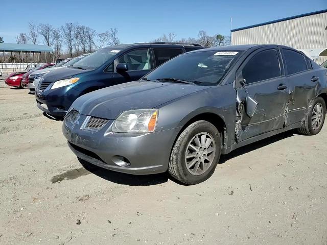 2004 Mitsubishi Galant - Image 11