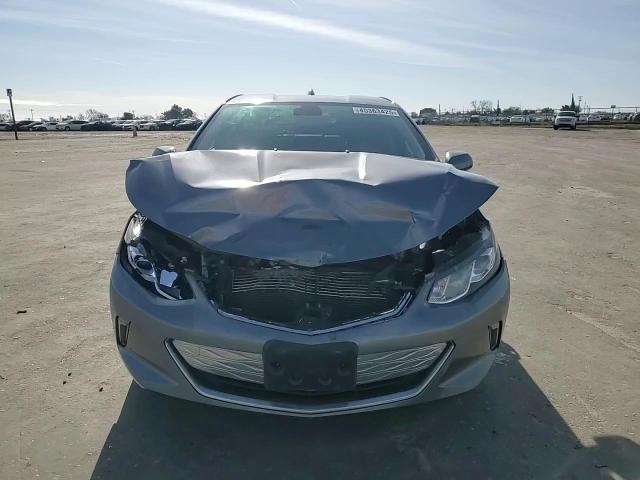 2018 Chevrolet Volt - Image 10